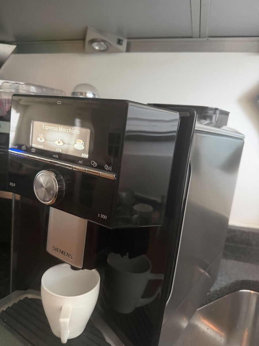 Kaffeemaschinen & Espressomaschinen: Kaffeemaschine  – Gebraucht aus Schaffhausen von mar_d8xv 4