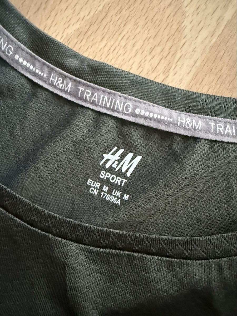 H&M Top: Sporttops von H&M – Usato da Wettingen venduto da Clodle81 4