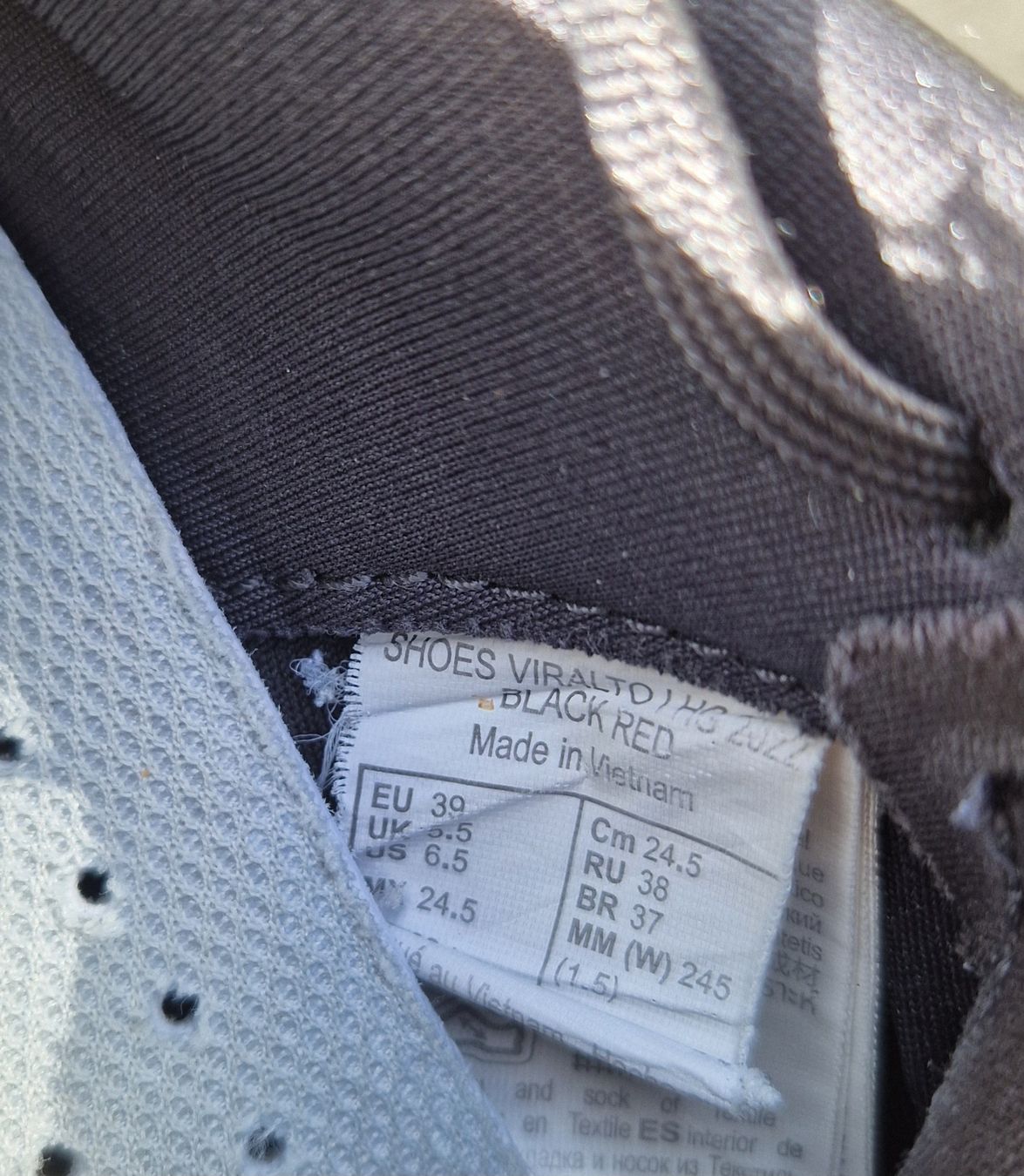 Decathlon Scarpe da uomo: Chaussures de sport Kipsta – Usato da Erde venduto da Alegria_2015 3