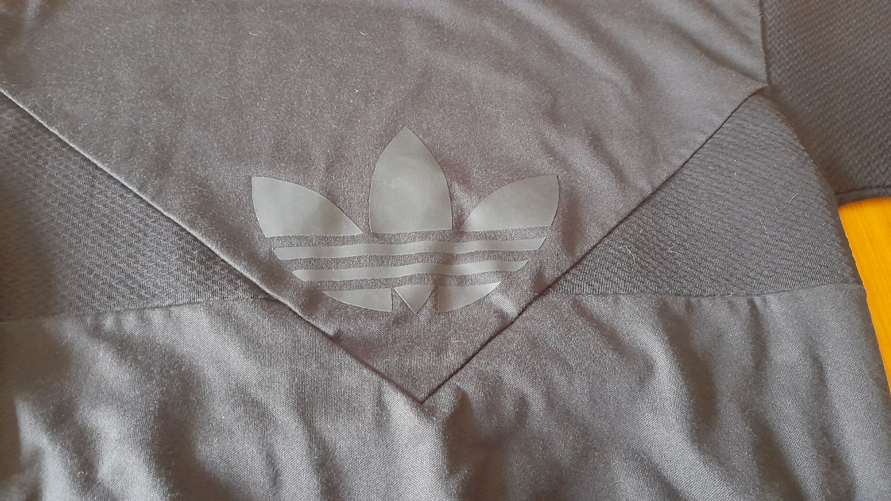 Adidas Pullover & Sweatshirts: Adidas Pullover gr. M schwarz  – Gebraucht aus Nesslau von Churfirsten08 1