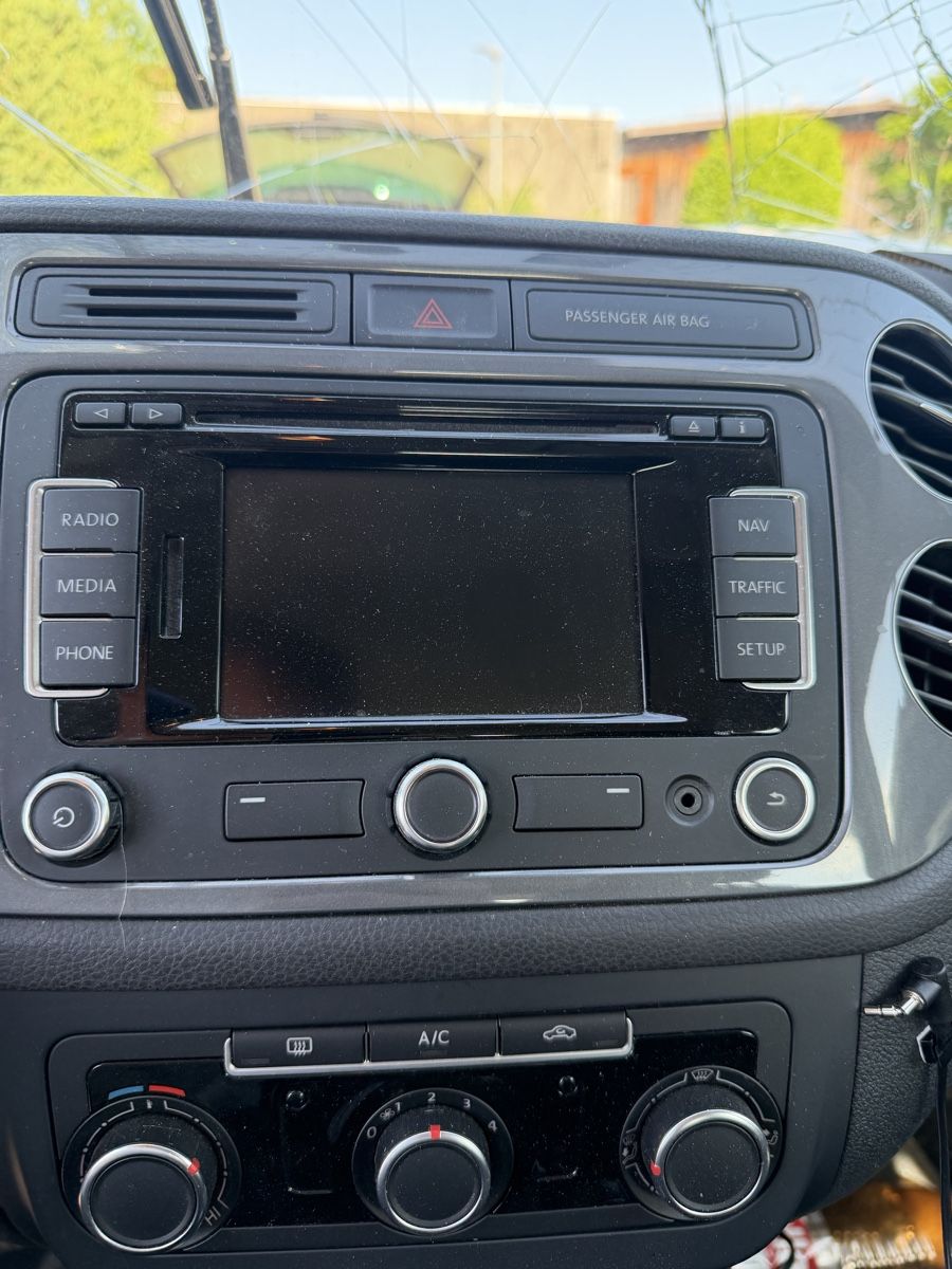 VW Tutti pezzi di ricambio auto: Vw Tiguan Teile Schlachten  – Usato da Geiss venduto da luk_cnw8 3