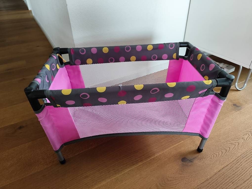 Spielzeuge: Puppenbett – Gebraucht aus Nottwil von Fresh03