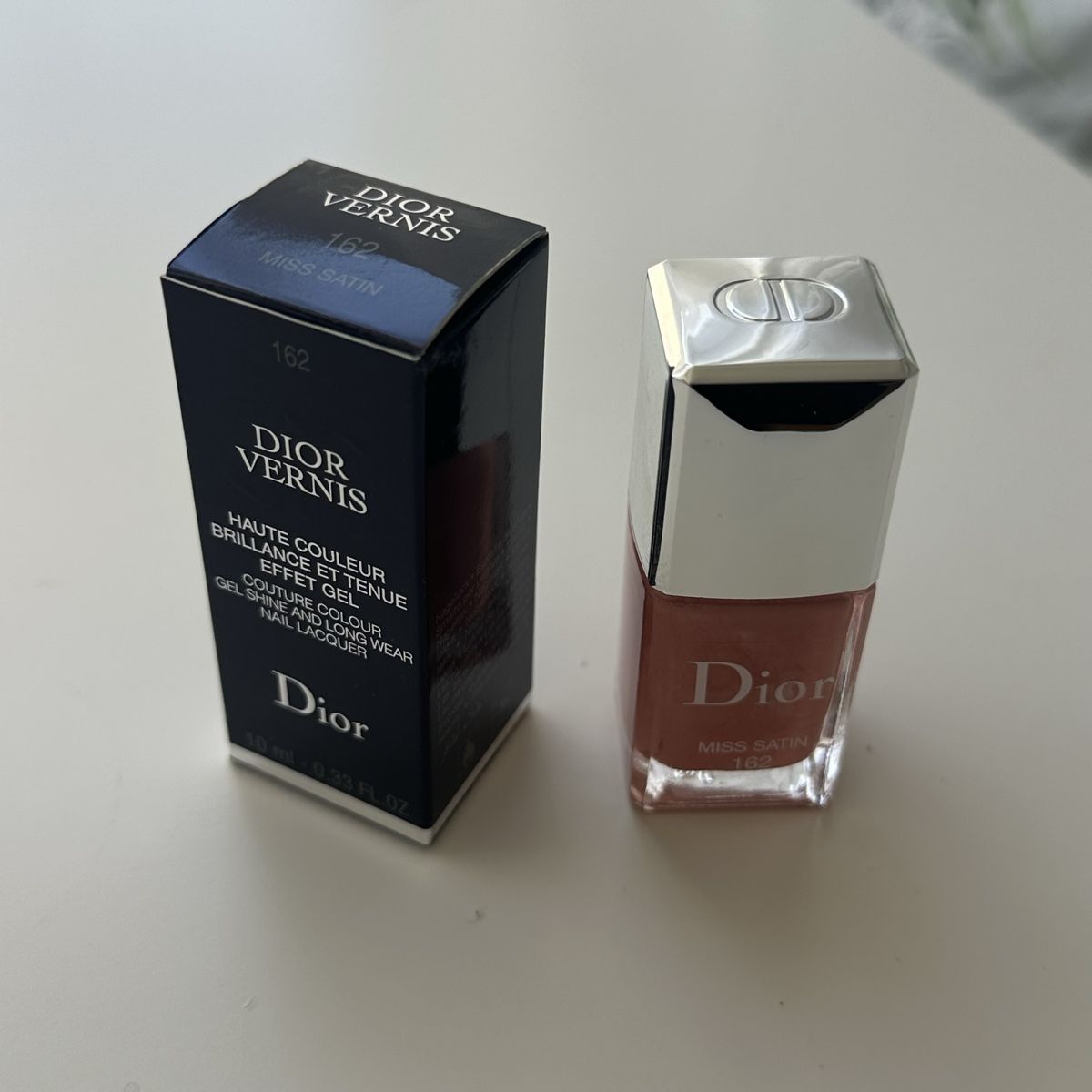 Dior Smalto per unghie: Dior Vernis Miss Satin 162 – Nuovo e nell'imballaggio originale da Givisiez venduto da dor_xb9k 1