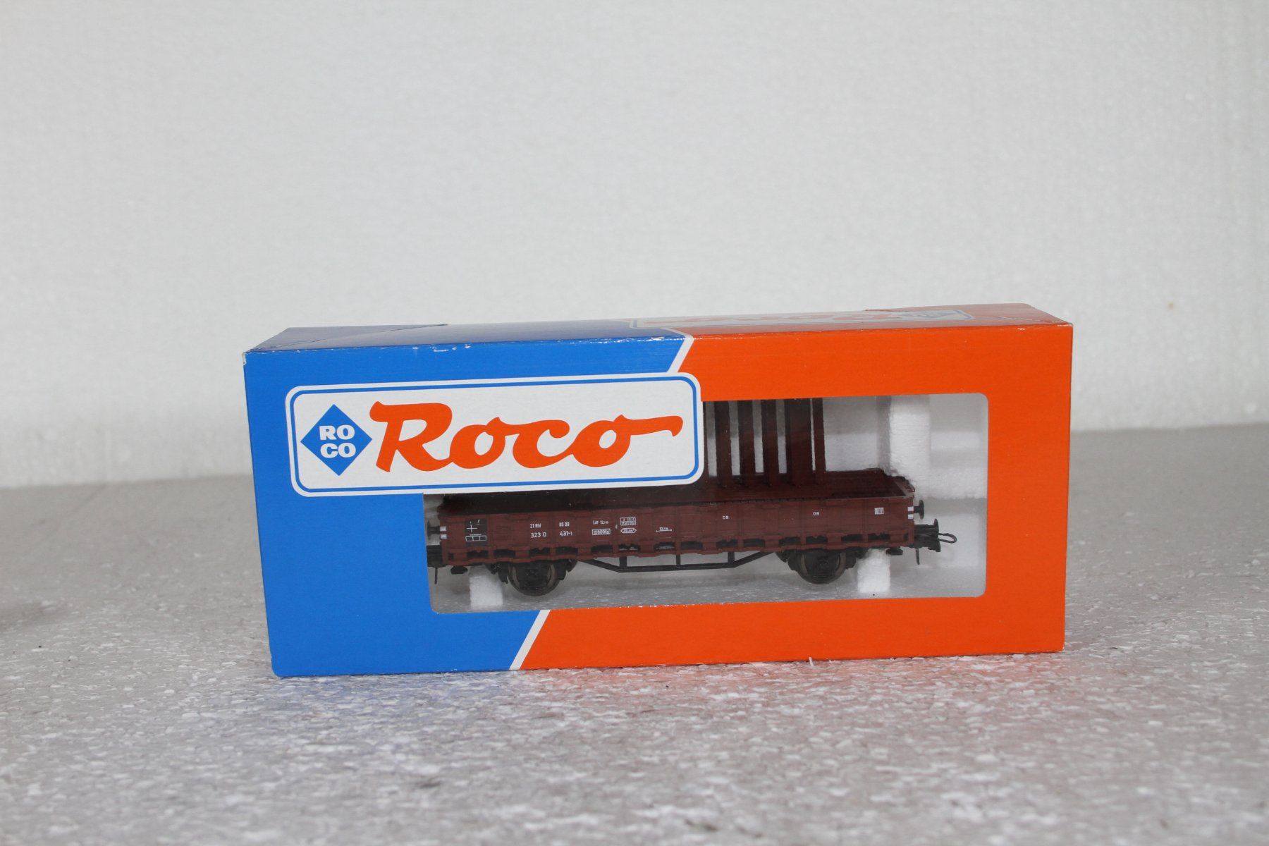 Roco Modelleisenbahnen: Roco DB Niederbordwagen AC Achsen – Gebraucht aus Triesen von gleis8 7