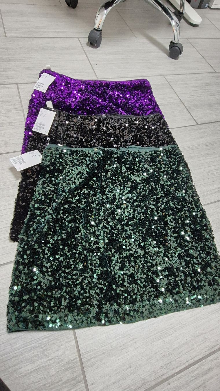 H&M Röcke: Neue H&M-Röcke – Neu (gemäss Beschreibung) aus Riazzino von RagusaM