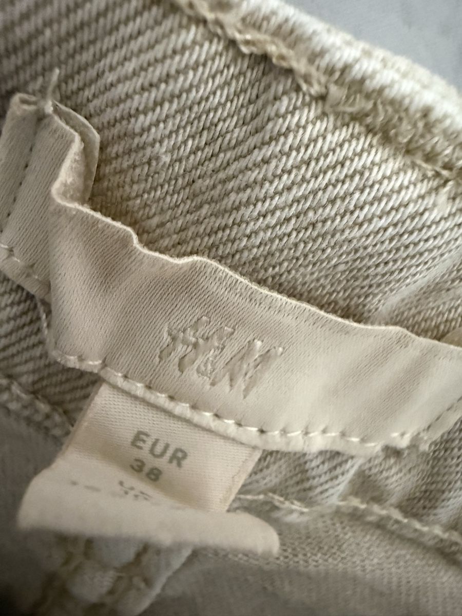 H&M Jeans: H&M Beige Jeans – Nuovo (secondo la descrizione) da Lütisburg venduto da Patty_fer 2