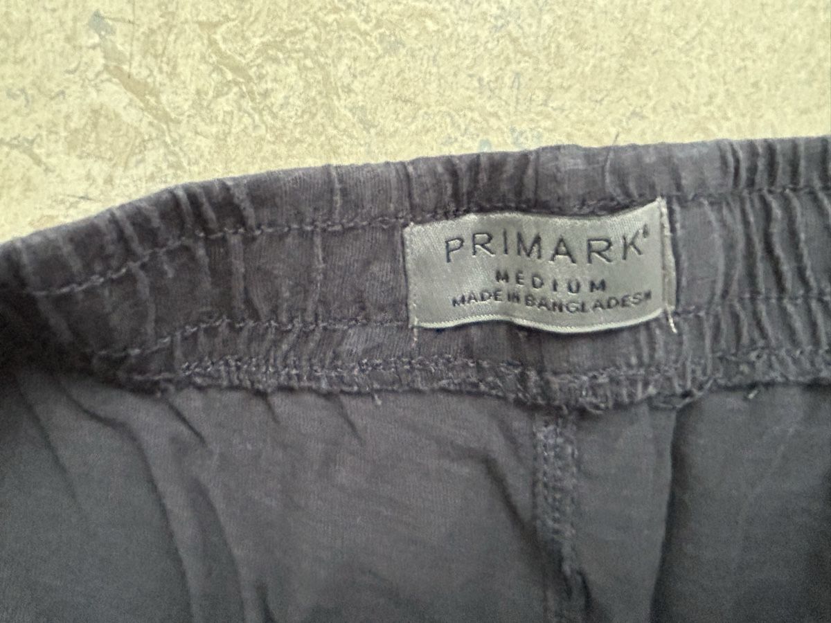 Lotti di vestiti: 2Schwarze Shorts, Grösse M – Usato da Strengelbach venduto da Xycy 8