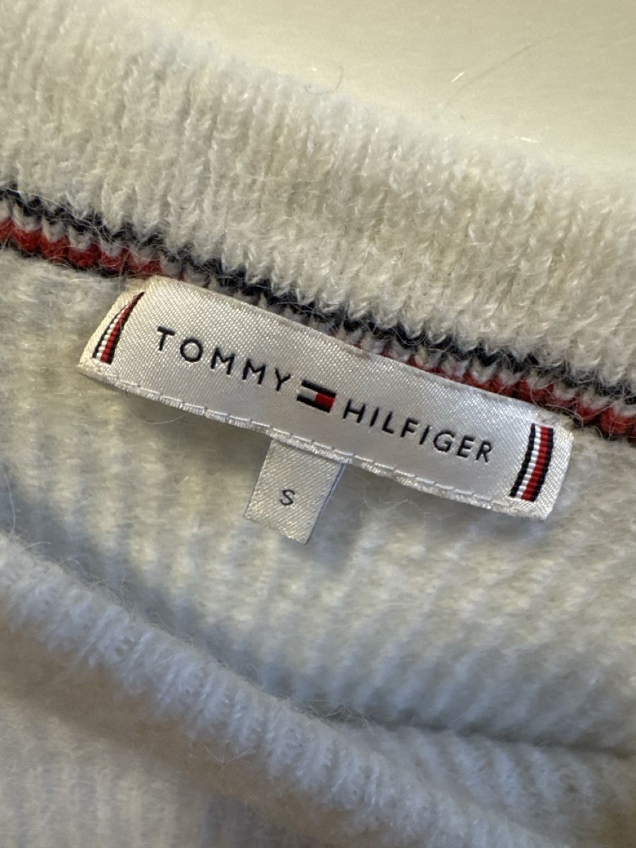 Tommy Hilfiger Pullover & Sweatshirts: Wollpullover Tommy Hilfiger – Gebraucht aus Rorschacherberg von lya_u 1