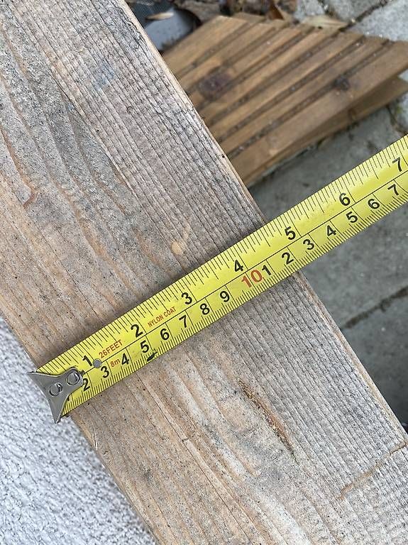 Articoli in legno: Holzbalken – Usato da Birmenstorf AG venduto da maegeZH 2