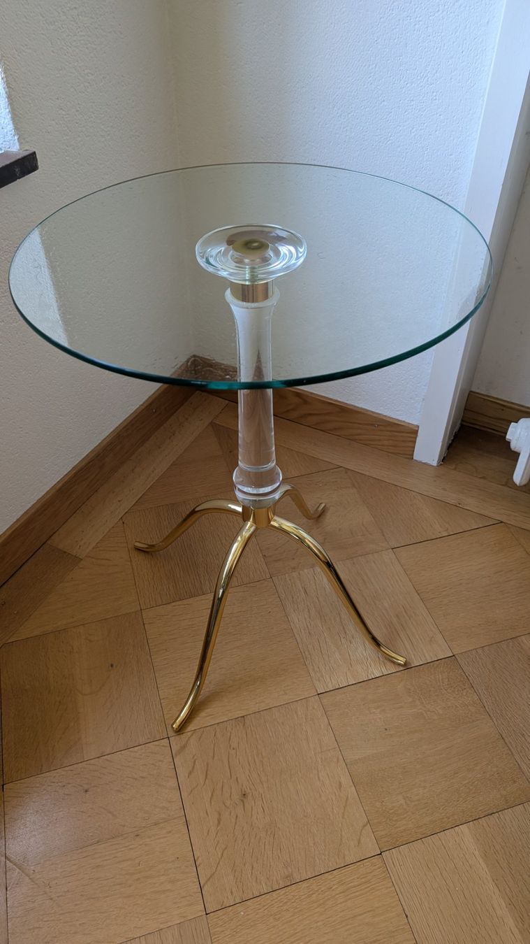 Tische: Glas-Salontischli mit goldenen Beinen – Gebraucht aus Ittigen von stoney63