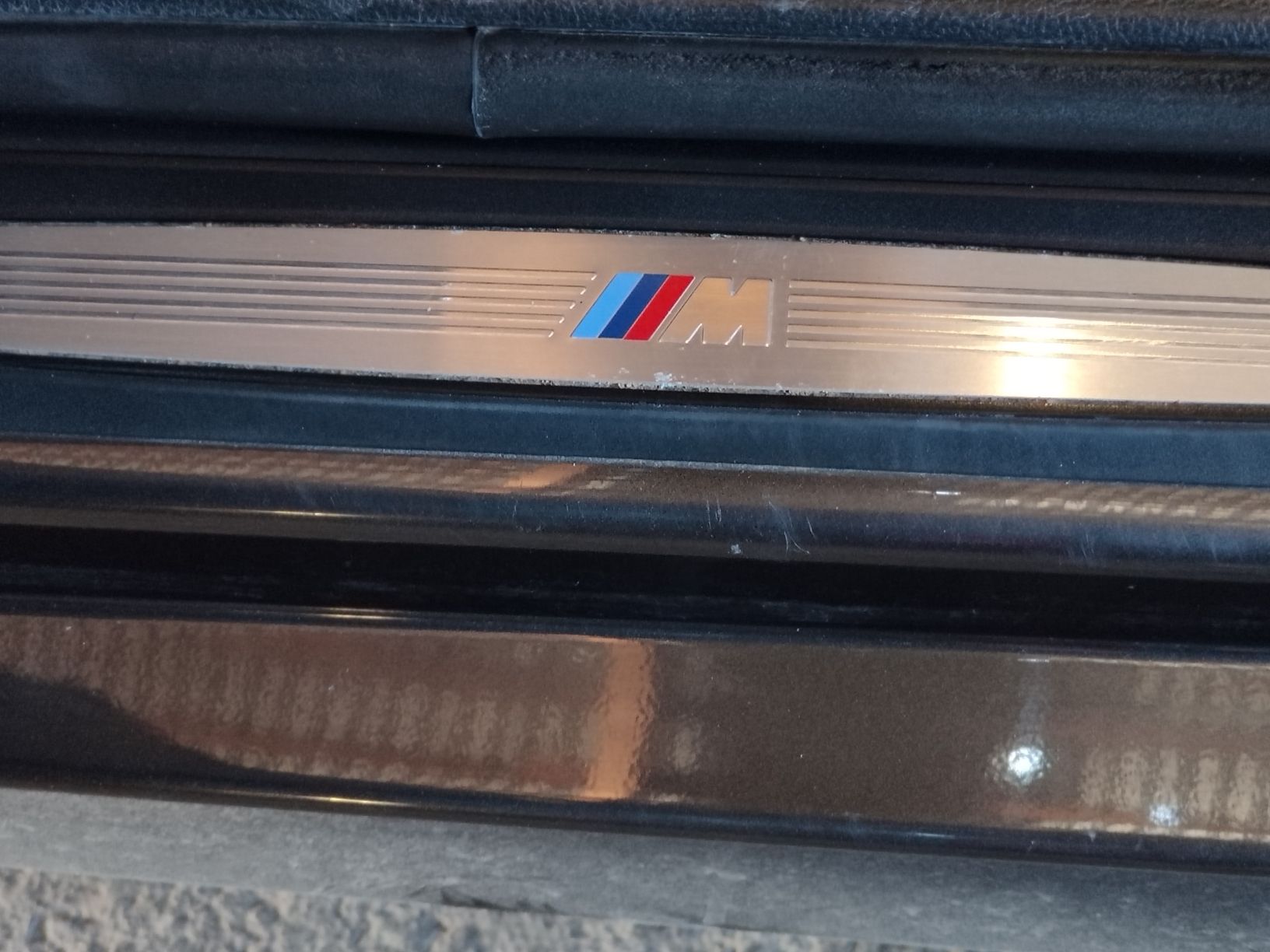BMW Automobili: BMW 320 Touring mit M Paket MFK 7.2026 – Usato da Mols venduto da Naebetsee2.0 6