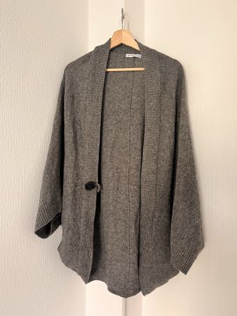 Cardigan See By Chloe grau Wolle Groesse M mit Schaden