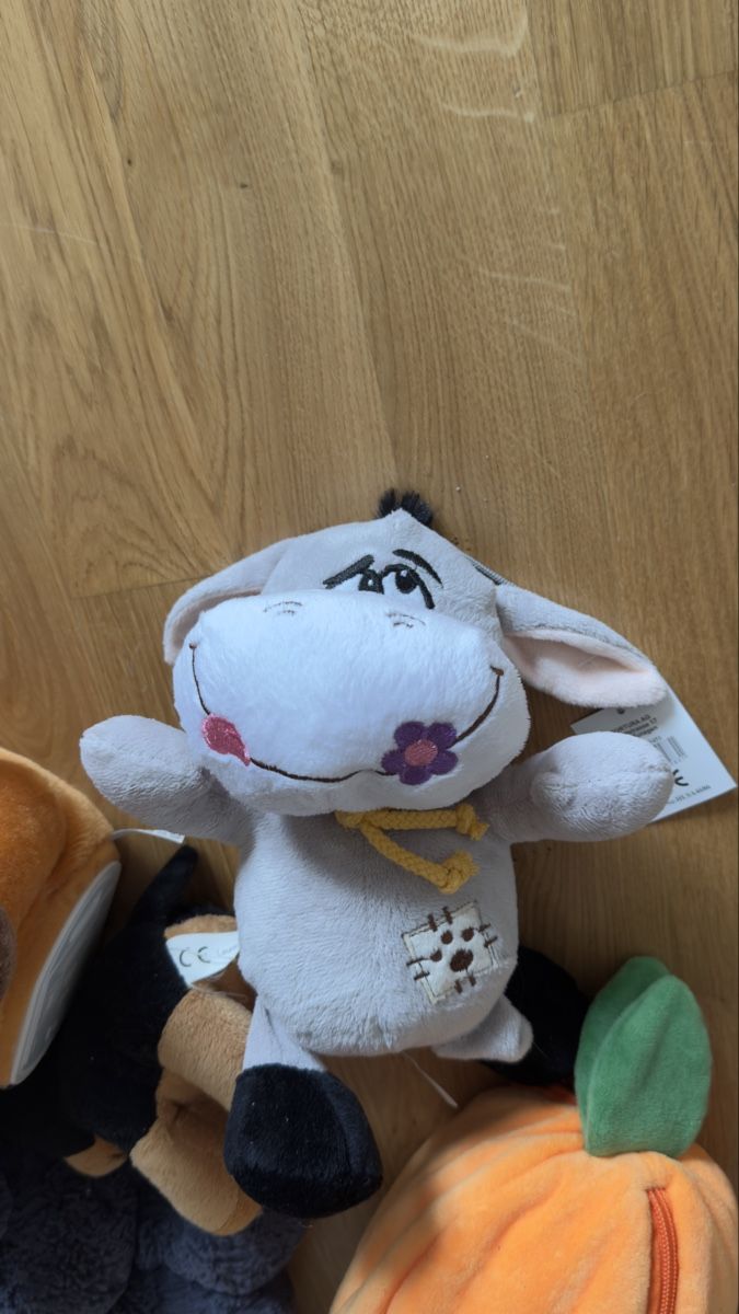 Giocattoli: Kuscheltiere sind das Glück der Kinder – Usato da Zürich venduto da ish_6v8w 5