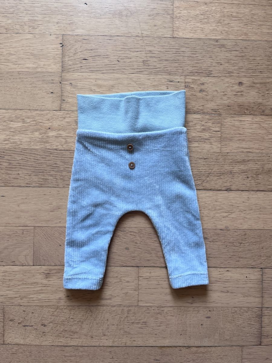 Pantalons: Kordhose  – D'occasion à Rapperswil SG par ams_7sh6
