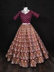 Vestiti: Lehenga NEW – Nuovo e nell'imballaggio originale da Les Acacias venduto da minnie6 2