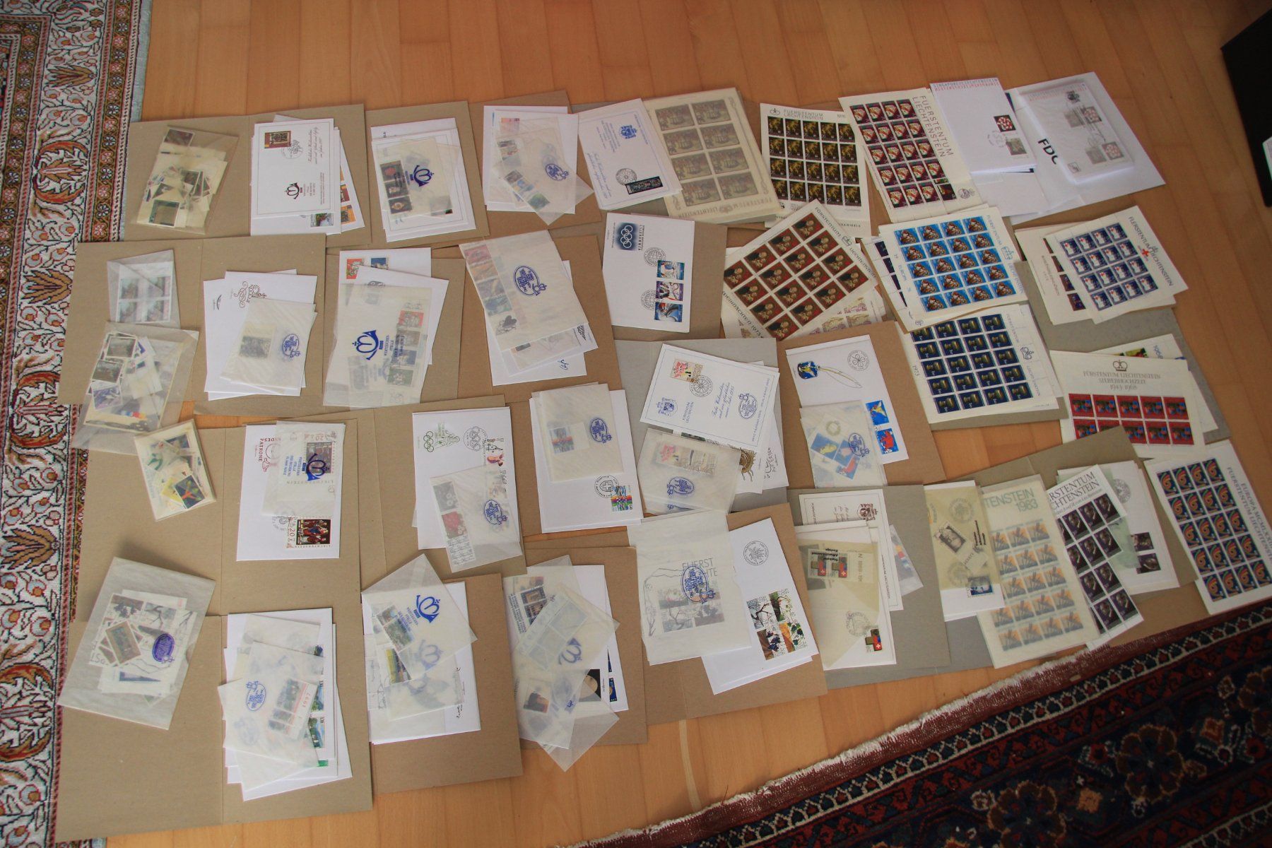 Alle Briefmarken: Riesige Lichtensteinsammlung – Gebraucht aus Schlieren von Sternstunde2