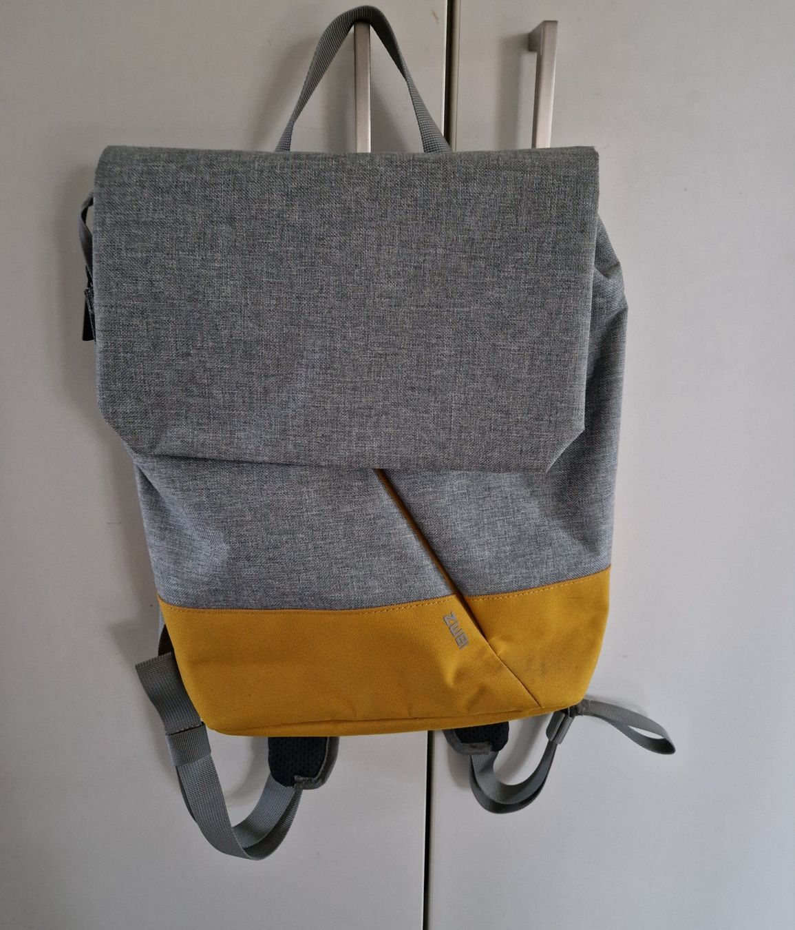 Zwei Zaini: Zwei Rucksack – Usato da Schwarzhäusern venduto da Daspi