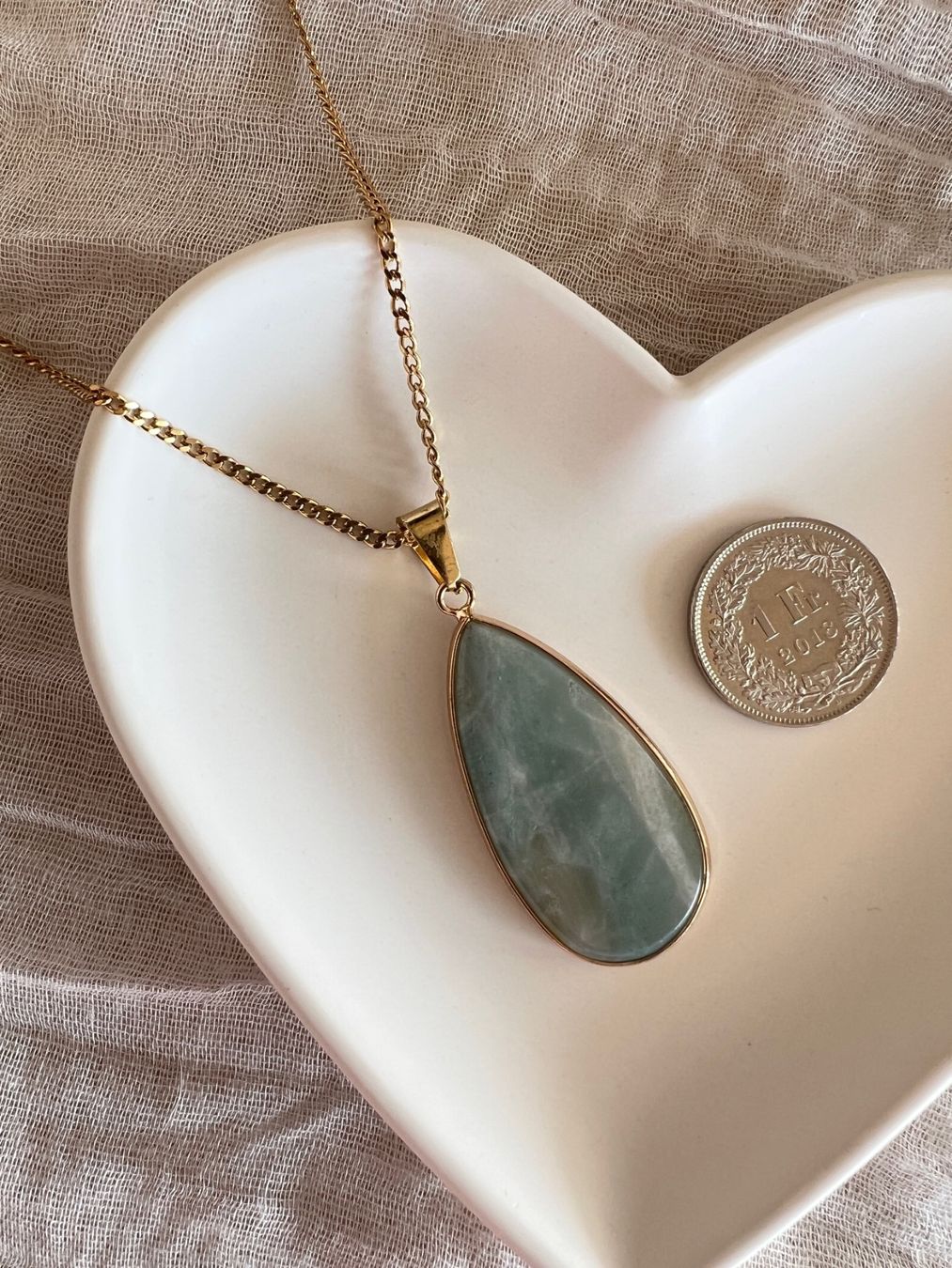 Ciondoli: Collier avec pendentif en amazonite - Amazonit Anhänger – Nuovo e nell'imballaggio originale da Pully venduto da sunaddict 1