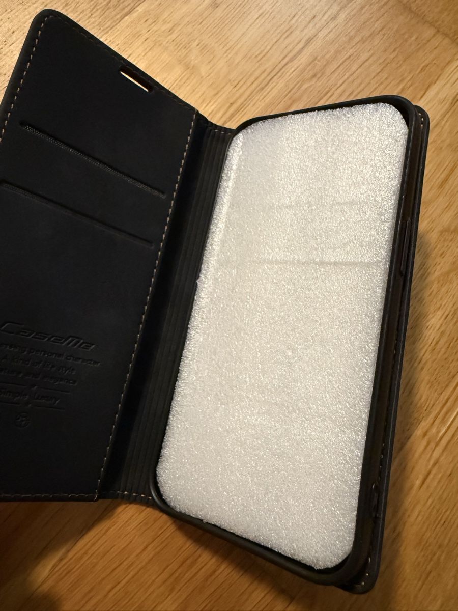 Cover & Protezioni schermo: 2 Iphone 13 Hüllen, neuwertig! – Nuovo (secondo la descrizione) da Lenzburg venduto da car_pzg8 4