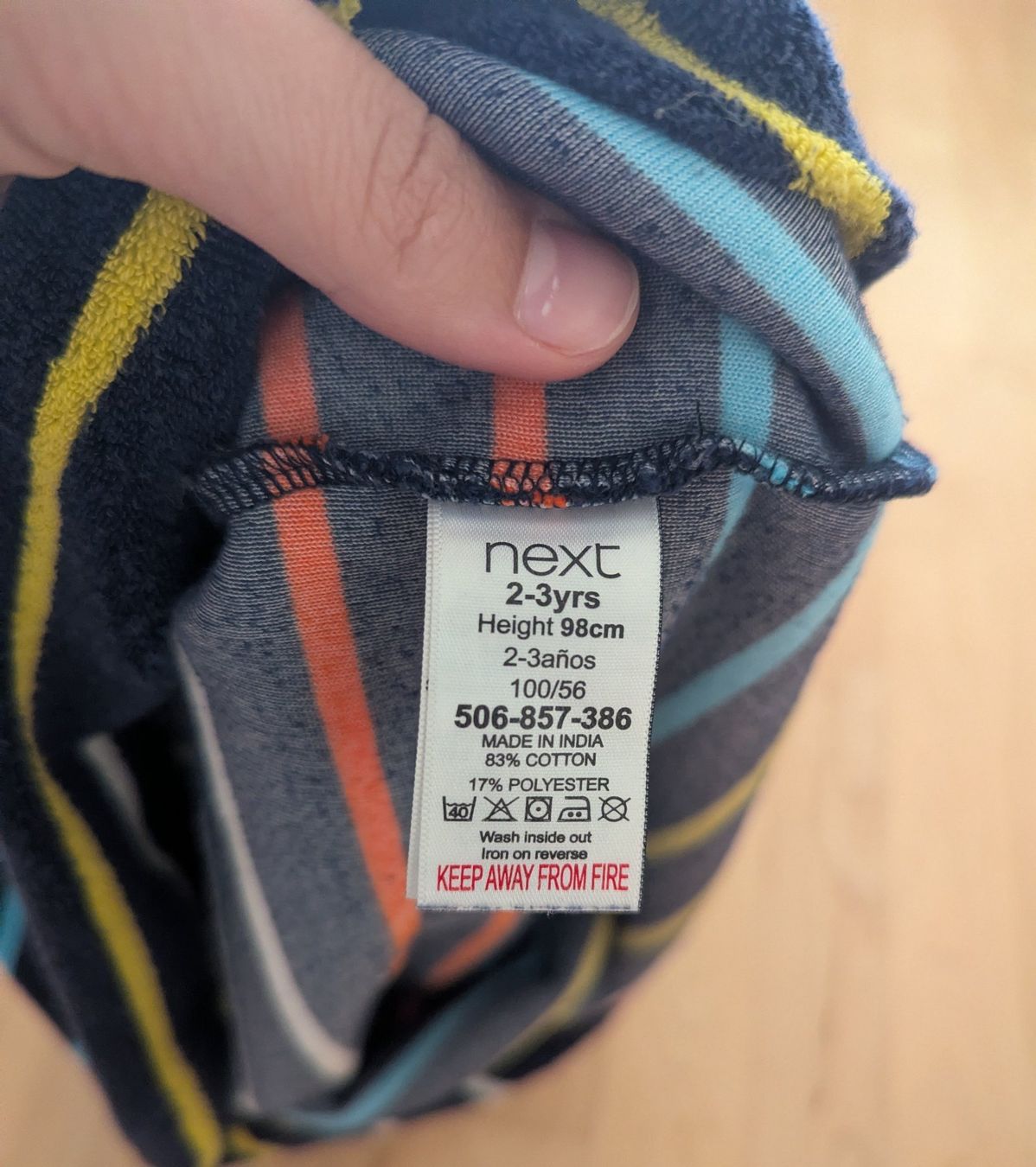 Accappatoi: Kinder Badeponcho Next gestreift Grösse 98 – Usato da Uster venduto da petches 2