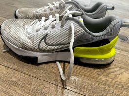 Nike Turnschuhe, Gr. 44