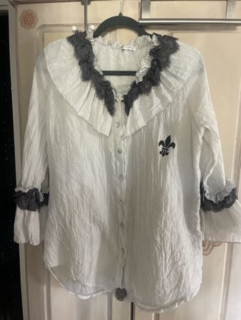 Bluse Damen hellgrau mit Spitzen