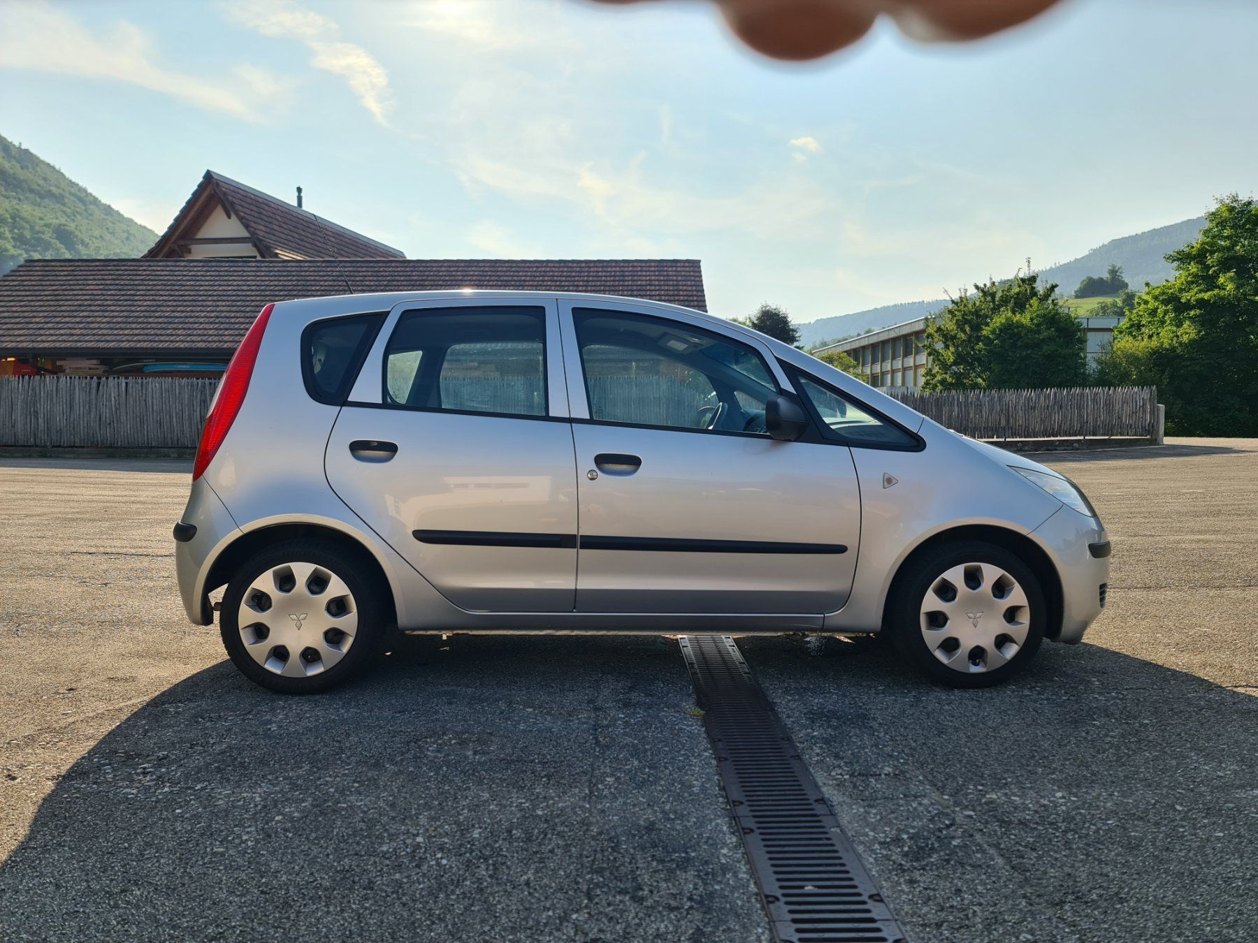 Mitsubishi Automobili: MITSUBISHI Colt 1.3 16V Invite – Difettoso da Mümliswil venduto da bet_62ps 3