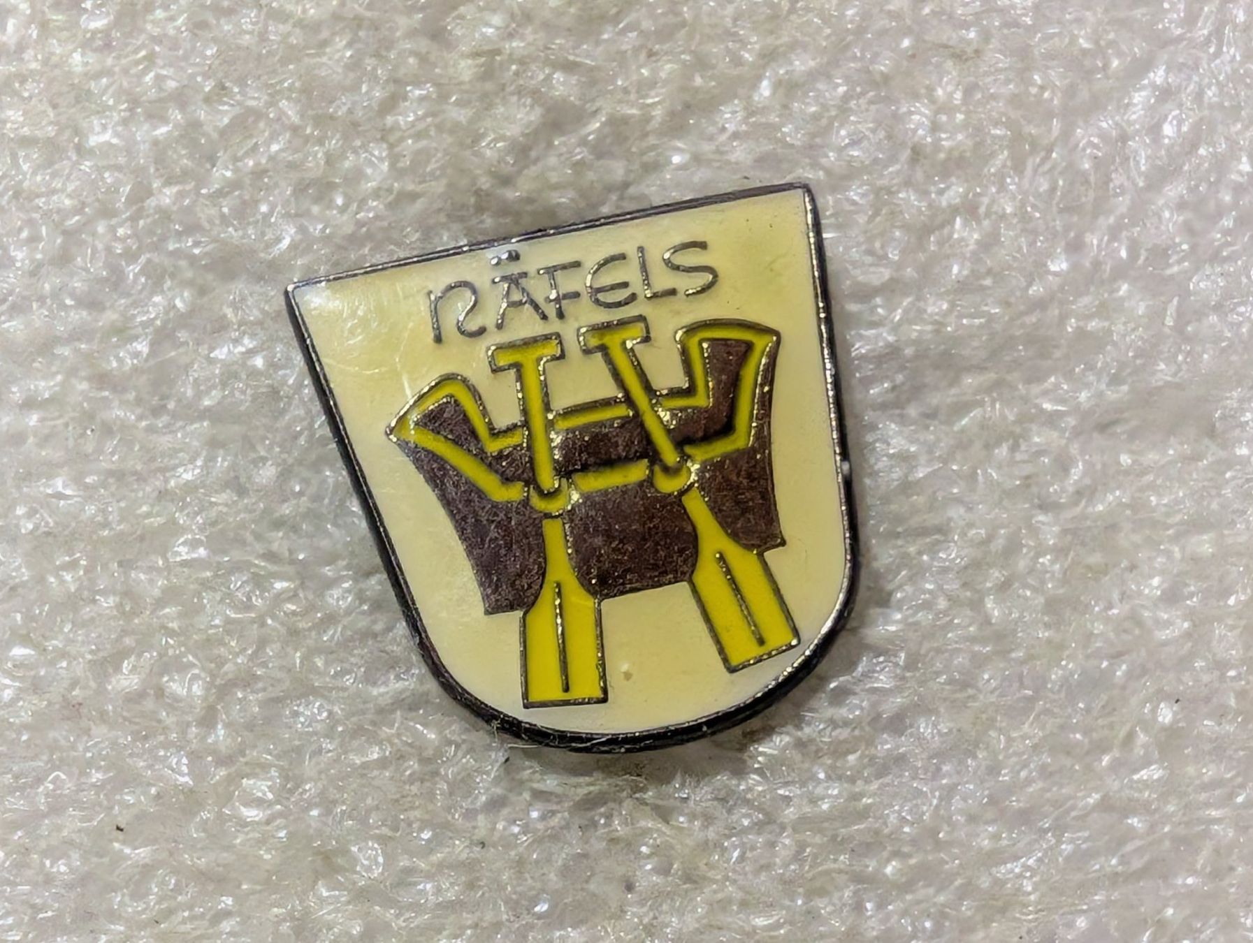 Placchette & Badge: Ansteckpin 173: Näfels – Usato da Oppligen venduto da Pin-Fall-Shop
