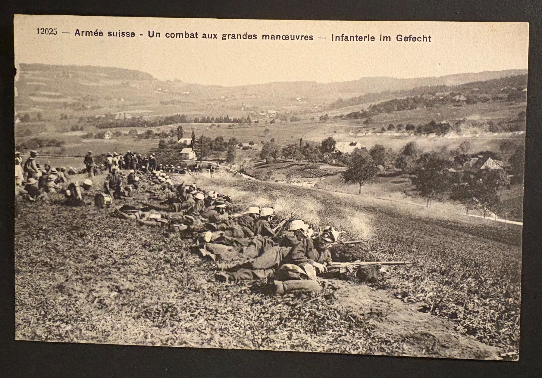 Cartoline postali: ANSICHTSKARTE SCHWEIZER ARMEE – Usato da Ostermundigen venduto da Wyatt-Earp