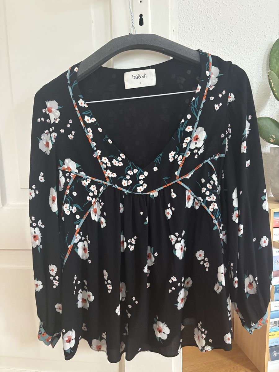 Ba&Sh Camicette: Camicia ba&sh nera floreale, taglia 1 – Usato da Zürich venduto da SilviaP03