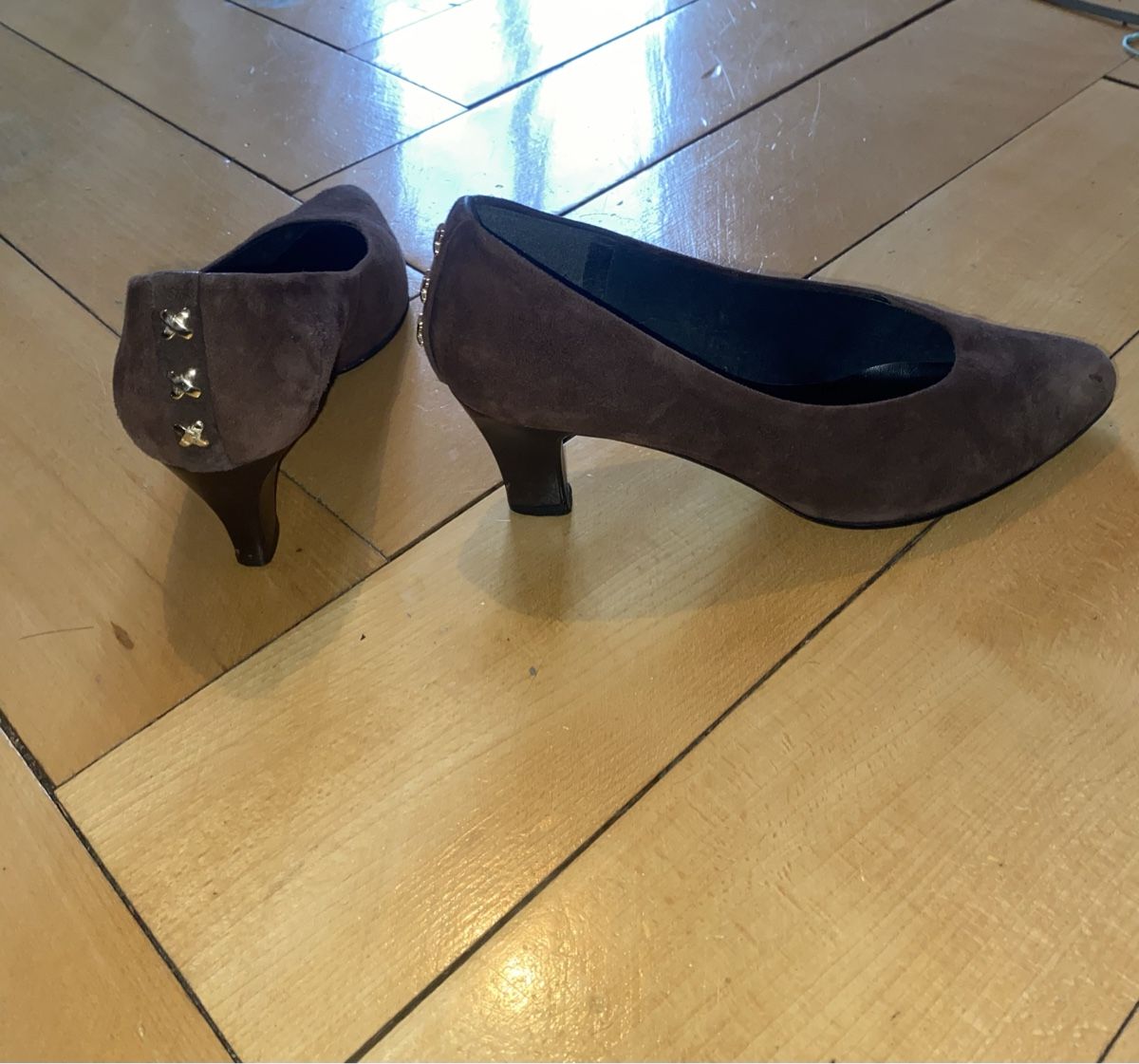Damenschuhe: Braune Wildleder Pumps, Gr. 36, Vintage – Gebraucht aus Zürich von mar_zn2k