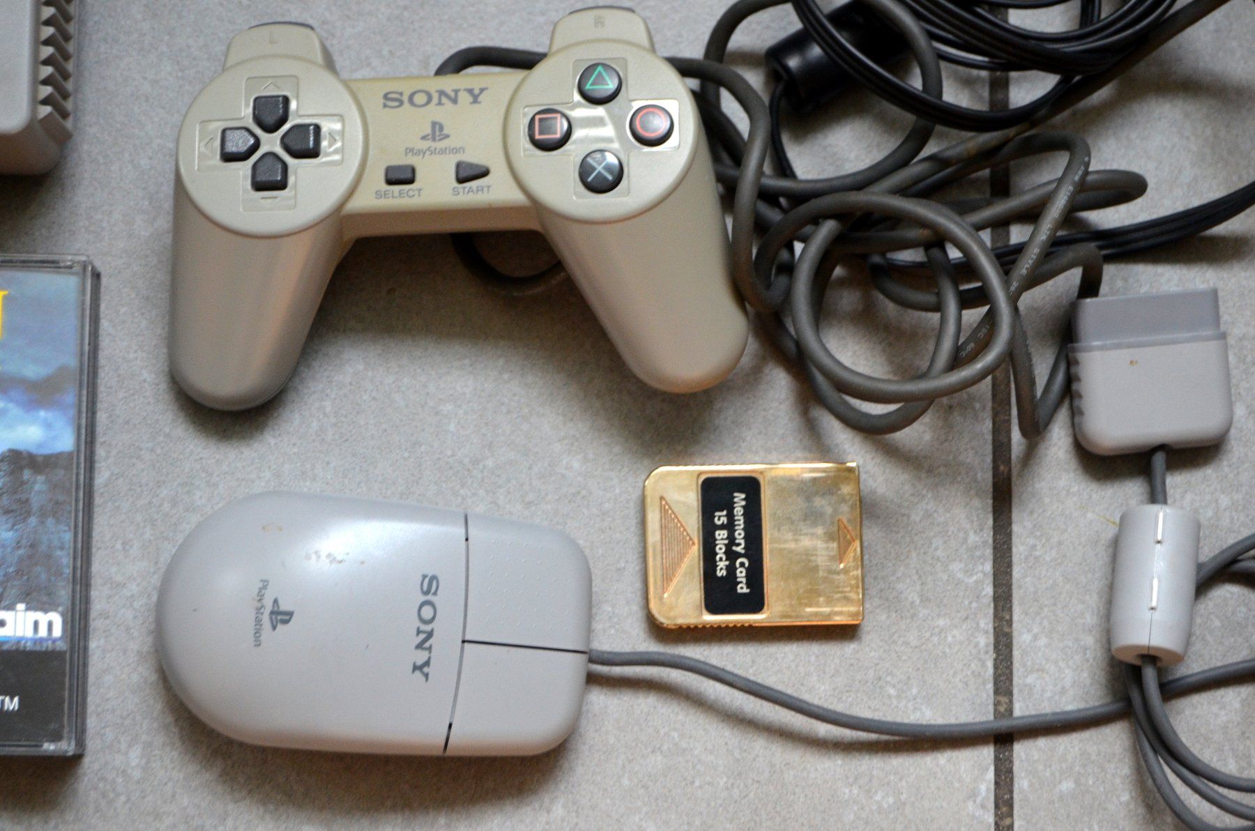 Sony Konsolen: Playstation 1 / PSX SCPH-7502 – Gebraucht aus Collonges von arashee 3