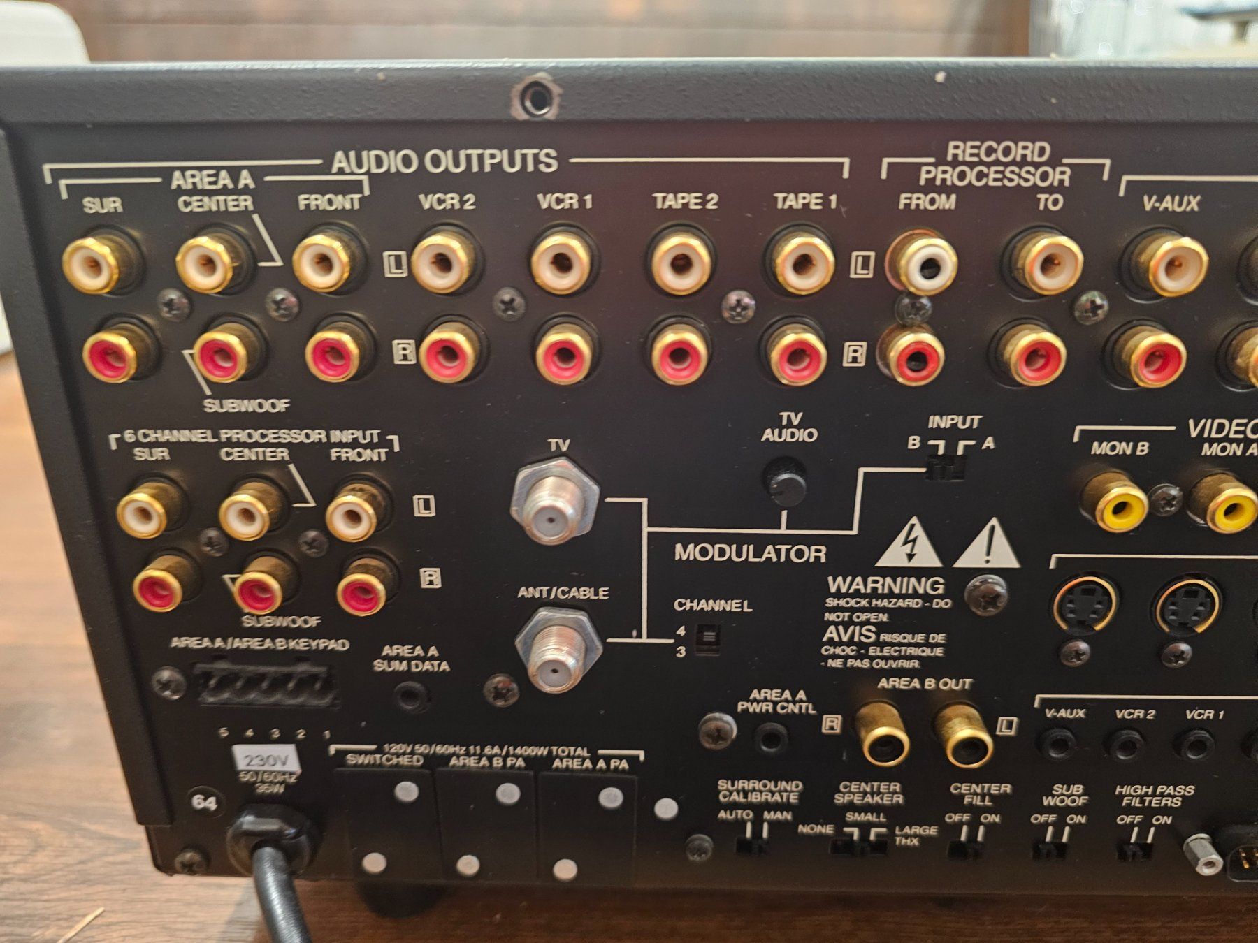 McIntosh Amplificatori: McIntosh C39 TOP Preamplificatore / AV – Usato da Monte Carasso venduto da giave 6