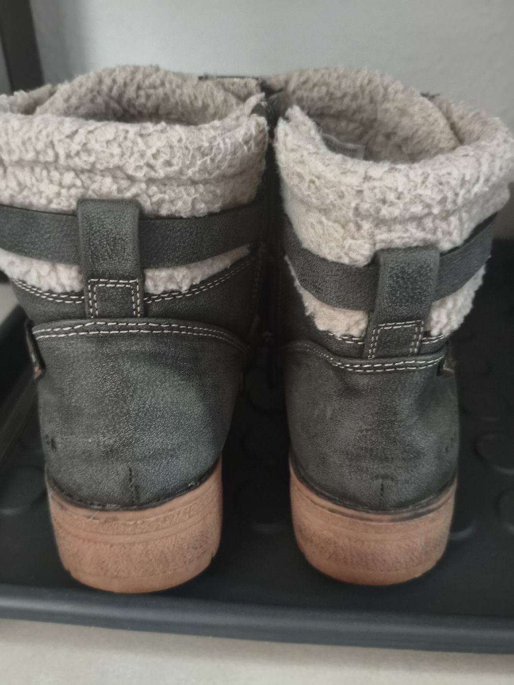 Tom Tailor Scarpe da donna: scarpe invernali waterproof Tom Tailor – Usato da Bioggio venduto da OresteIronix 2