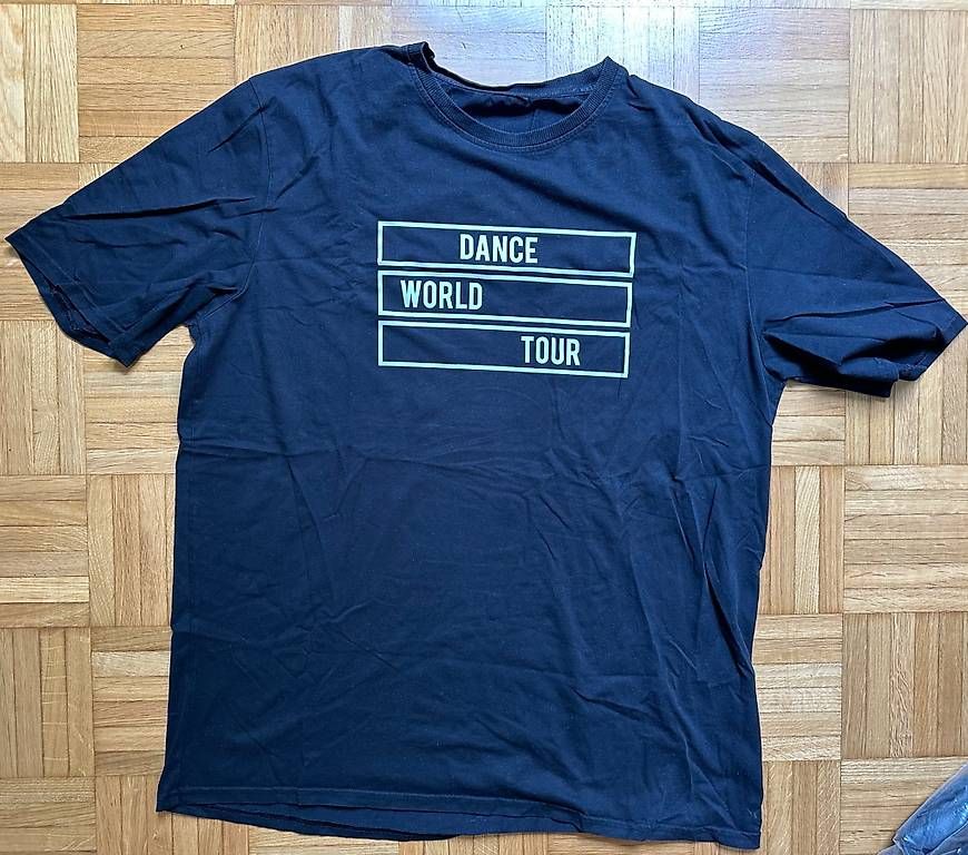 T-Shirts: Comfy t-shirt – Gebraucht aus Zürich von abiiStore