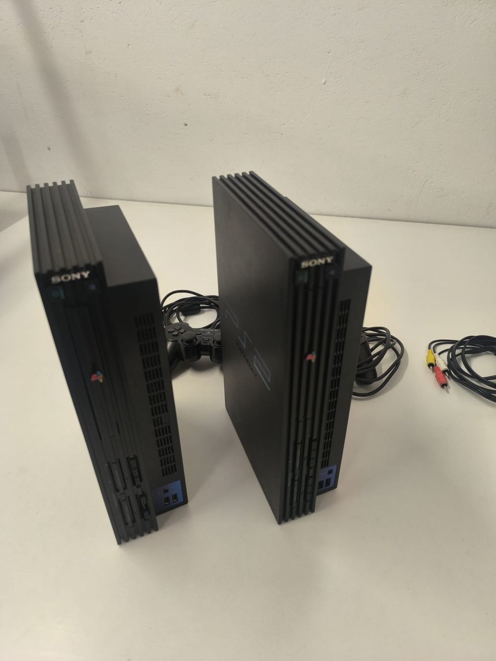 Sony Consoles: 2x PlayStation 2 Untested – D'occasion à Conthey par costafrederico 1