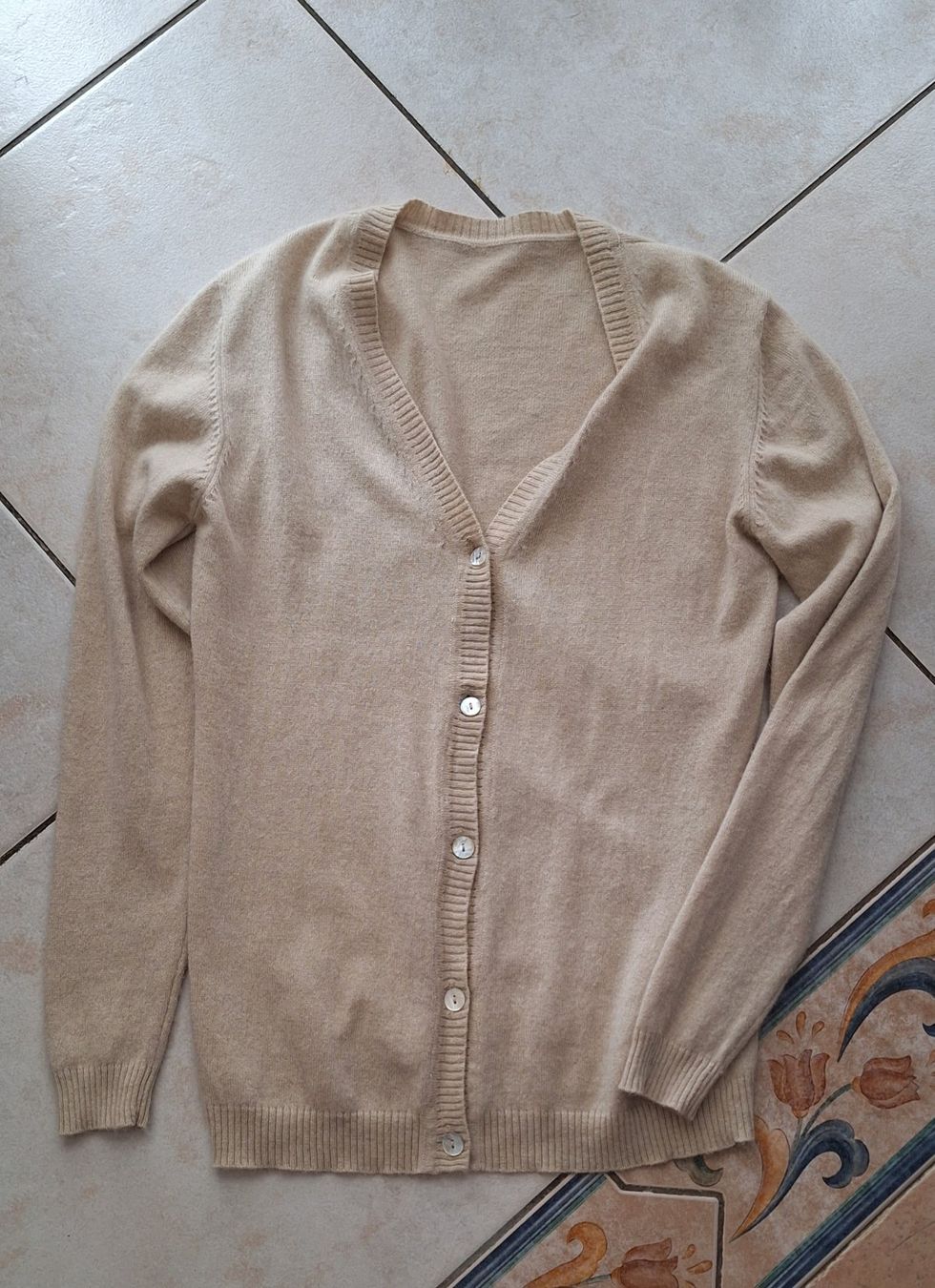 Gilet & Giacche senza maniche: Cardigan cachemire 38 – Usato da St-Triphon venduto da Jldr0 3