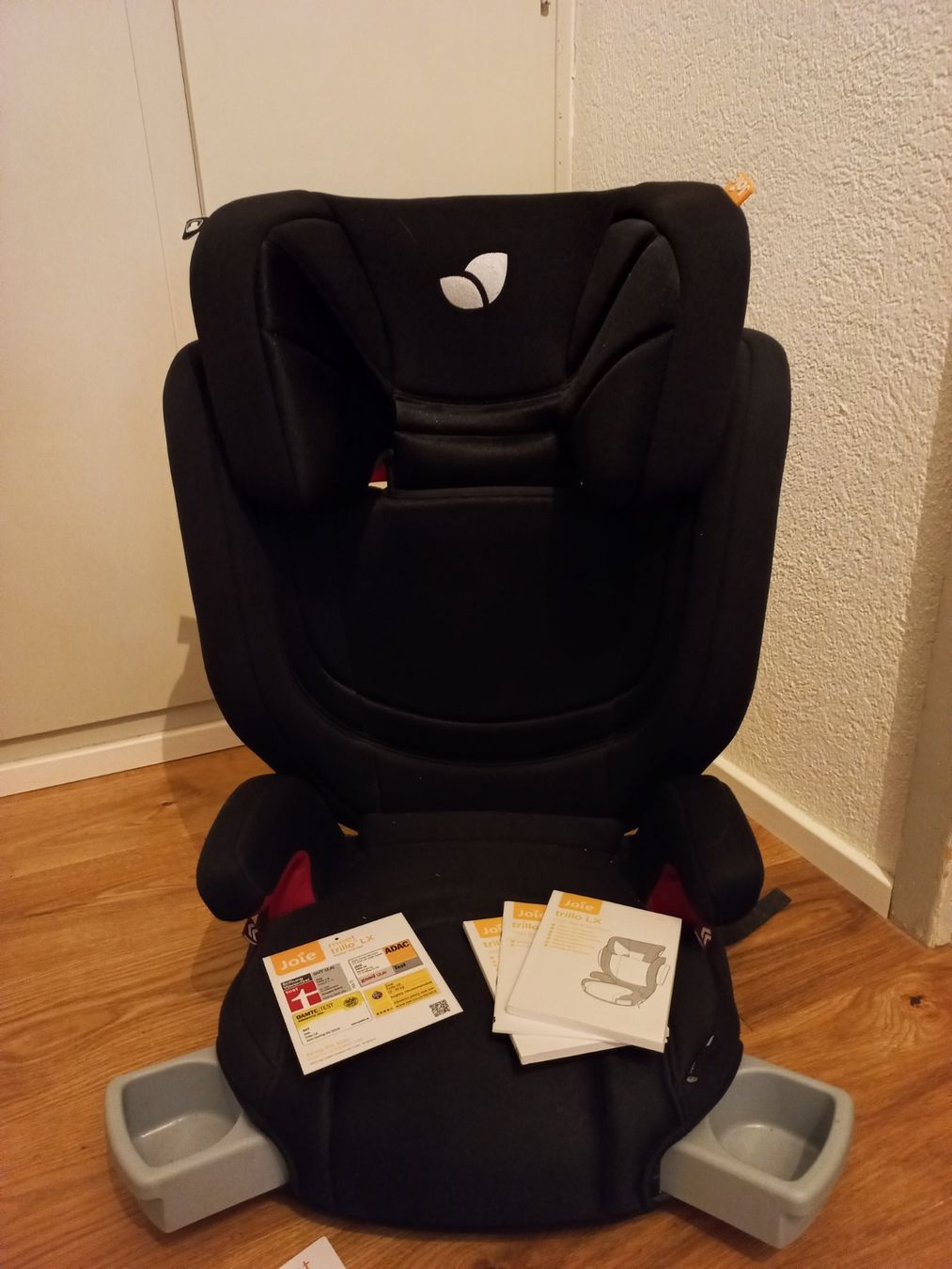 Joie Seggiolini per auto: Kinder Autositz 15-36 kg – Usato da Bachenbülach venduto da enigmatic 1