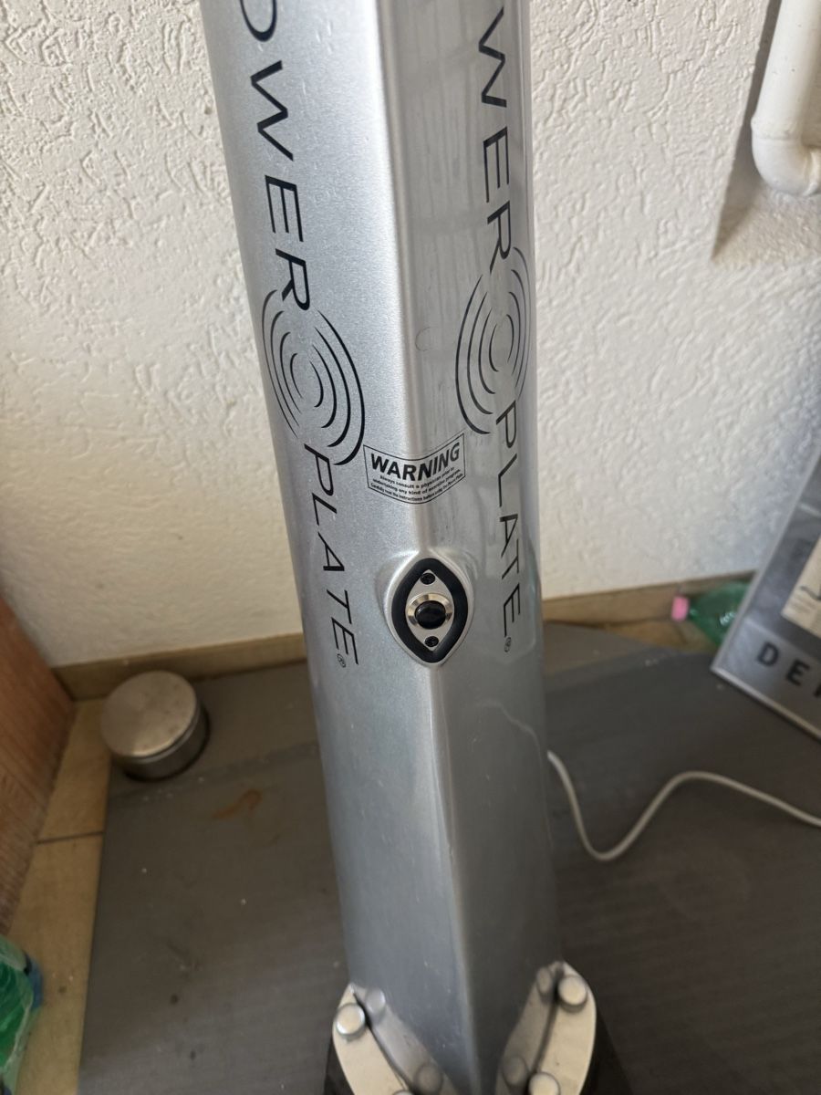 Power Plate Hometrainer: Powerplate my3 – Usato da St. Margrethen SG venduto da taf_alb 5