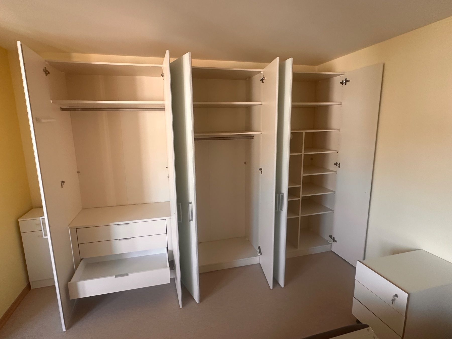 Armadi: 3 - teiliger Schrank – Usato da Wetzikon ZH venduto da RobinHood68 2