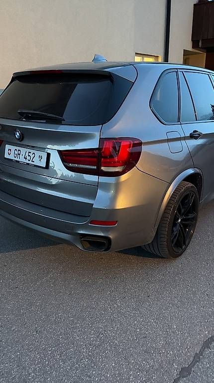 Automobili: BMW X5 M50d  – Usato da Samedan venduto da Morin1 3