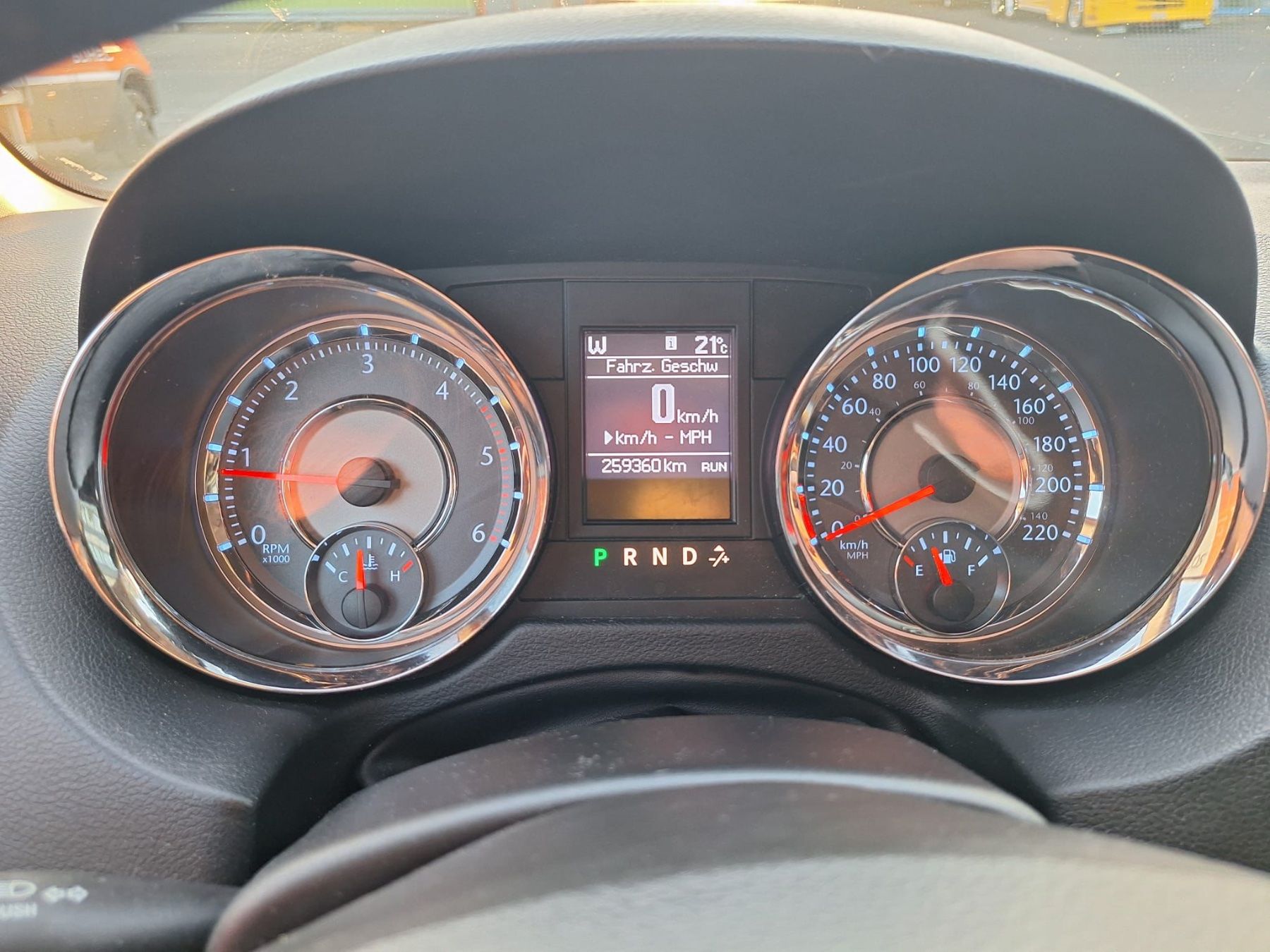 Lancia Autos: LANCIA VOYAGER 2.8D – D'occasion à Gais par mpe_mr7q 4