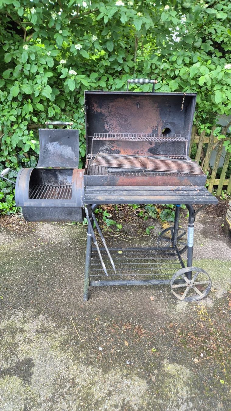 Grills: Grill Smoker alt ab CHF 1 – Gebraucht aus Urnäsch von cheap-shopping