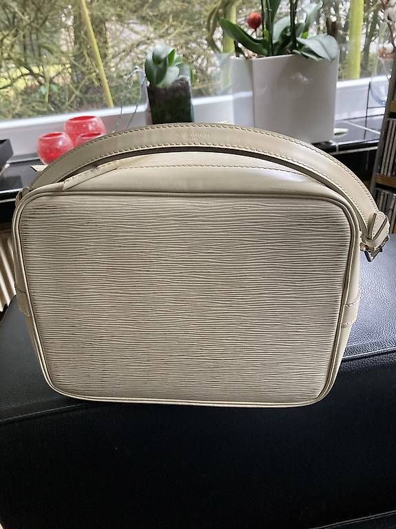 Louis Vuitton Borse da donna: Louis Vuitton Noé PM Ivory – Usato da UITIKON-WALDEGG venduto da Lamabr1 3