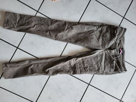 Damenhose Gr. 32
