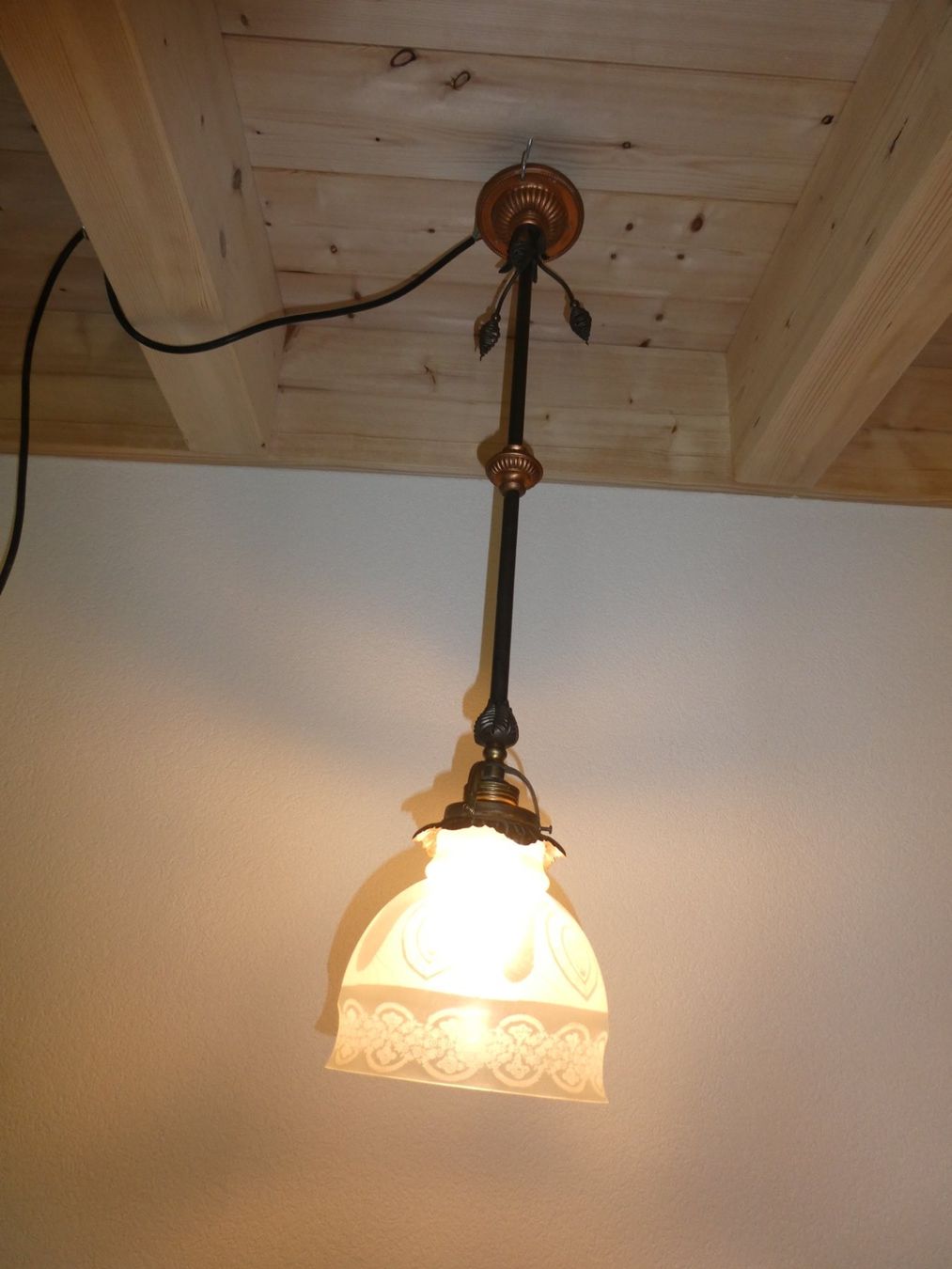 Lampade: Wand und Deckenlame Antik – Usato da Ernetschwil venduto da Kiwi200