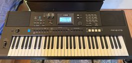 Yamaha Keyboard (PSR-E473)