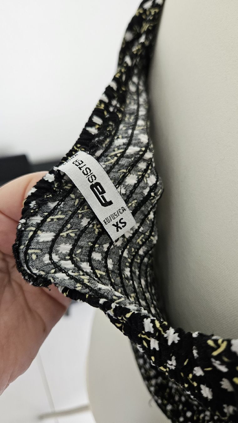 T-Shirts: Langarmshirt – Gebraucht aus Bülach von Recherchieren 4