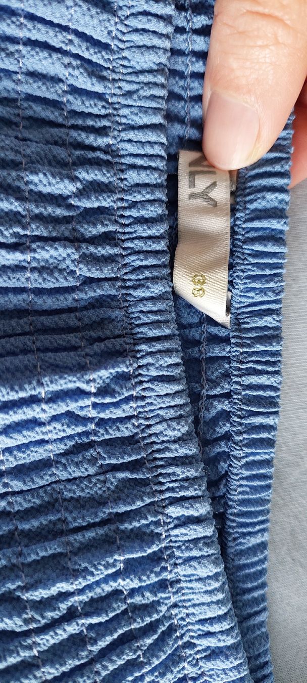 Only Gonne: Jupe Only 38 – Usato da Winterthur venduto da Catpaw 1