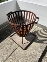 Feuerkorb, gebraucht, höhe 66cm, bodenblech 50x50cm